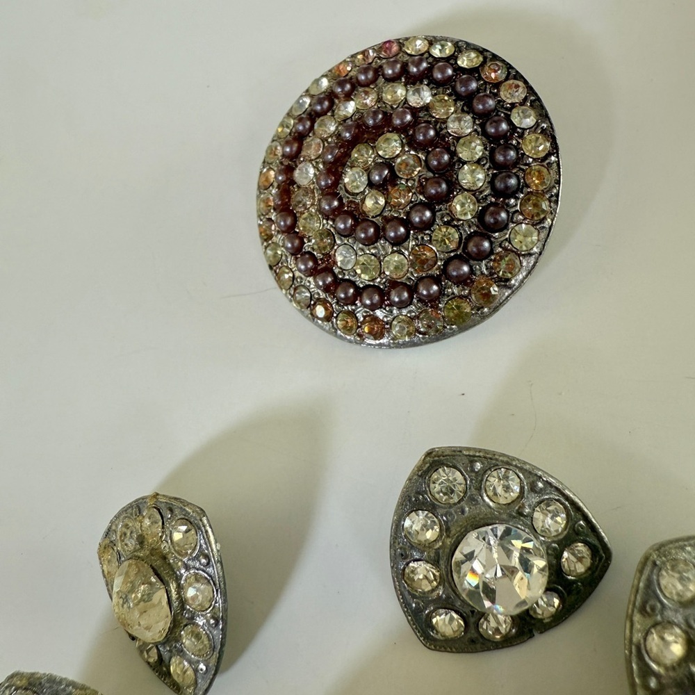 Vintage Rhinestone Button Set - Picture 2 of 4